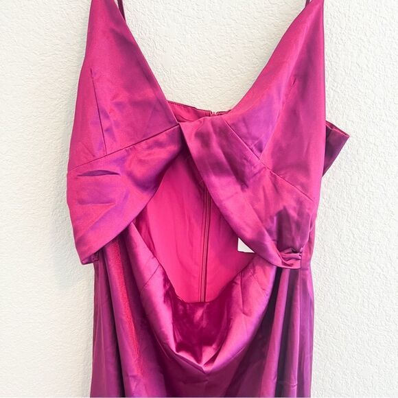 NWT Yaura Revolve Torera Satin Twist Cut Out Maxi Gown Dress Purple UK 12 US 8 - Picture 5 of 6